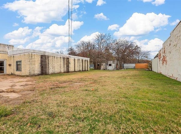 1119 W Hubbard Street, Mineral Wells, TX 76067