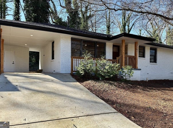 3147 BELLGREEN, Decatur, GA 30032