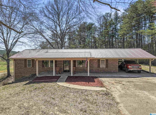 2952 COUNTY ROAD 37, LYNN, AL 35575