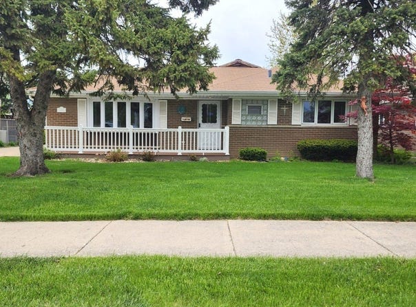 5900 W 110TH Street, Chicago Ridge, IL 60415