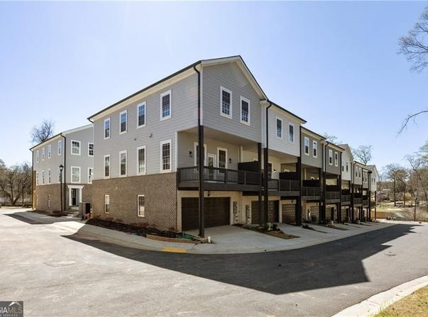 3165 Dogwood Drive #107, Hapeville, GA 30354