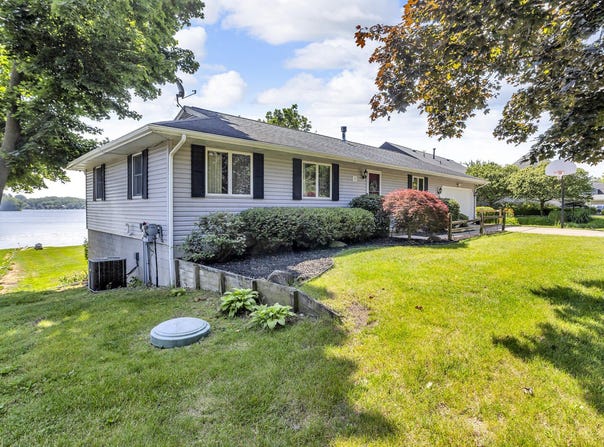 38 Evans Trail, Tipton, MI 49287