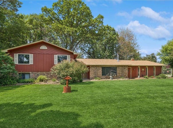 2216 146th Avenue NE, Ham Lake, MN 55304