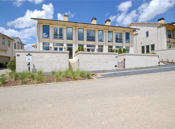 240 Rolison Way, Fayetteville, GA 30214