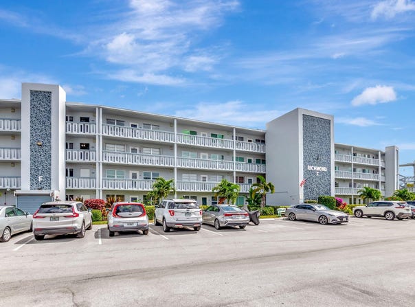 453 Richmond F, Deerfield Beach, FL 33442