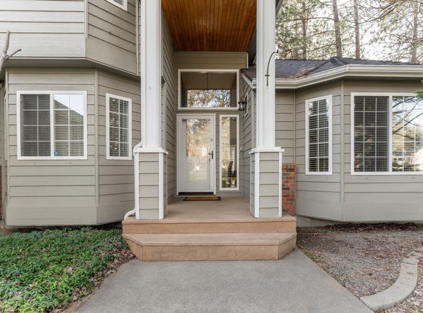 12719 GREENFIELD RD, NINE MILE FALLS, WA 99026