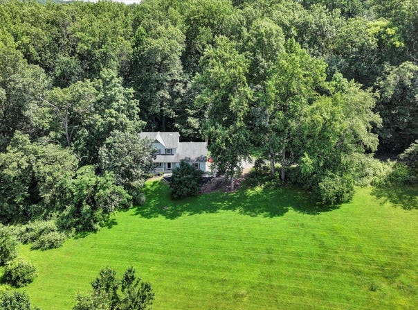 121 LOVELL LANE, GLENMOORE, PA 19343
