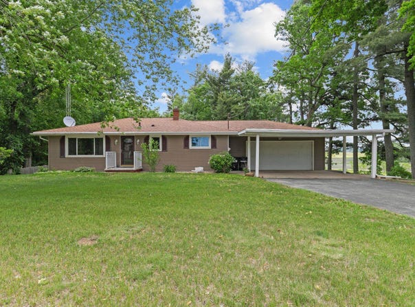 N1128 COUNTY ROAD W, FREMONT, WI 54940-9111