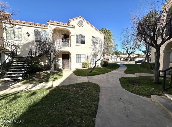 2554 Olive Drive, Palmdale, CA 93550