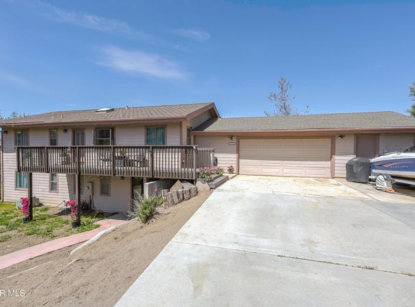 26201 Cumberland Road, Tehachapi, CA 93561