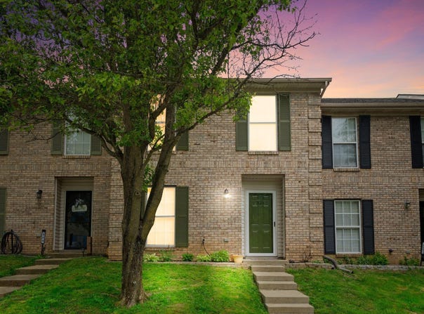 325 Houston Creek Drive, Paris, KY 40361
