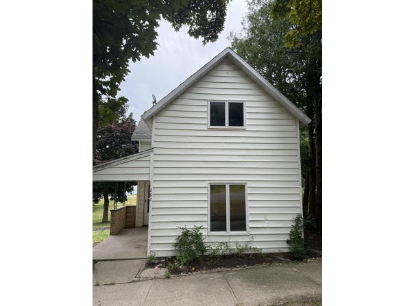 282 Walnut Street Street, Shelby, MI 49455