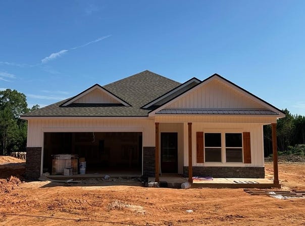 105 Jeter Drive, Midland City, AL 36350