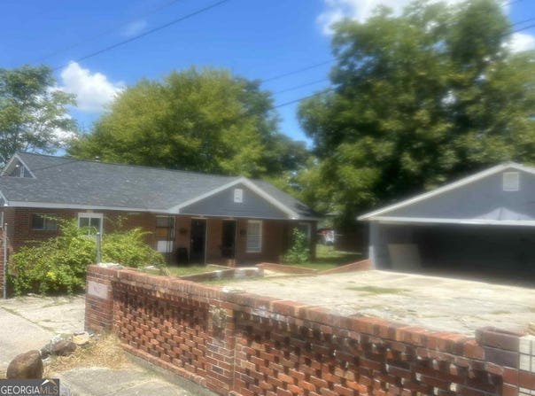 225 Straight, Macon, GA 31204