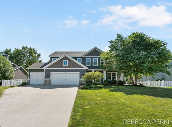 15045 Silver Fir Drive, Holland, MI 49424