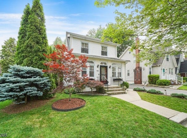 103 Cedar St, Nutley Twp., NJ 07110-2121