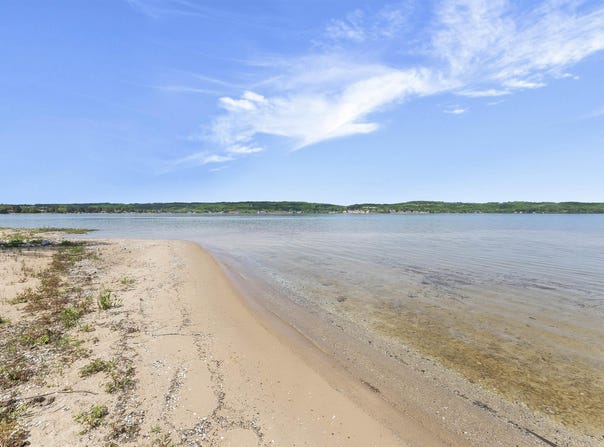 737 S Stony Point Road, Suttons Bay, MI 49682