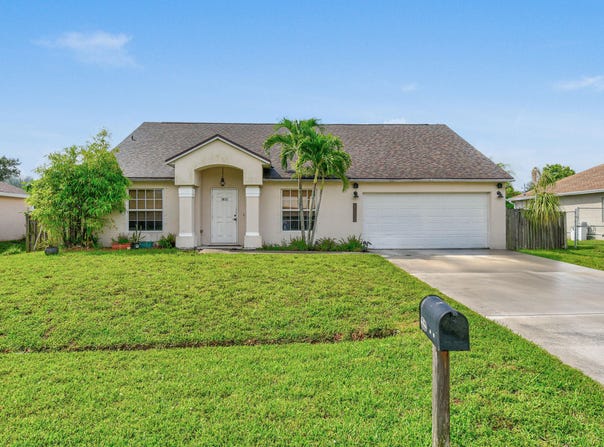 632 SW Sail Terrace, Port Saint Lucie, FL 34953