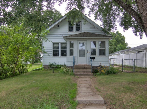 719 Fleming Avenue, Eau Claire, WI 54701