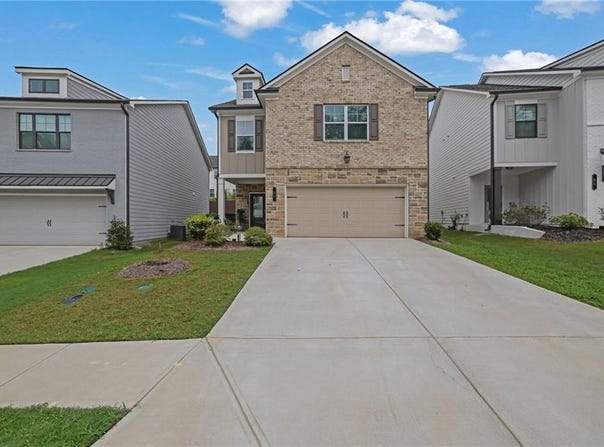 57 Station Overlook Way, Auburn, GA 30011