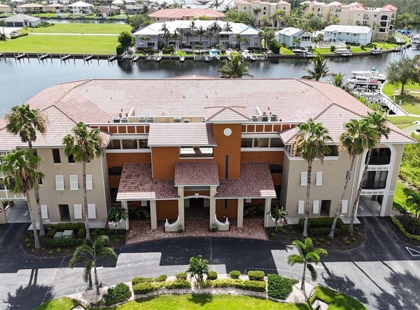 3308 PURPLE MARTIN DRIVE, PUNTA GORDA, FL 33950