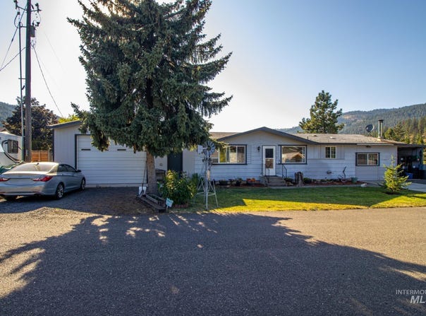 143 125th St, Orofino, ID 83544