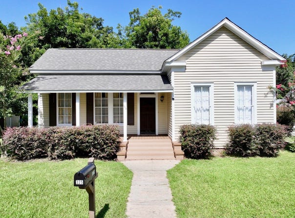 325 Cherry Ave, Jackson, AL 36545