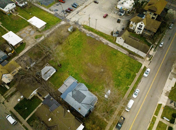 120 E Ward Street, Springfield, OH 45504