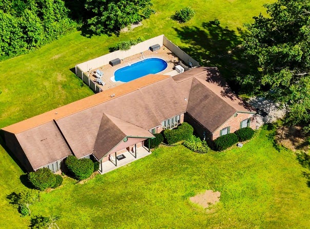 544 S Pelzer Road, Boonville, IN 47601