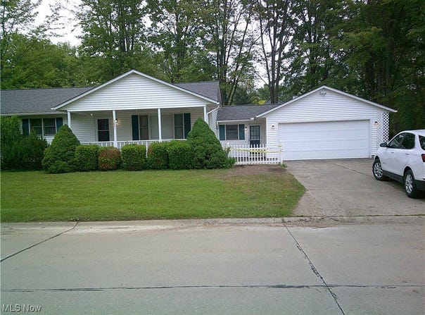 7251 Hidden Glen Drive, Amherst, OH 44001