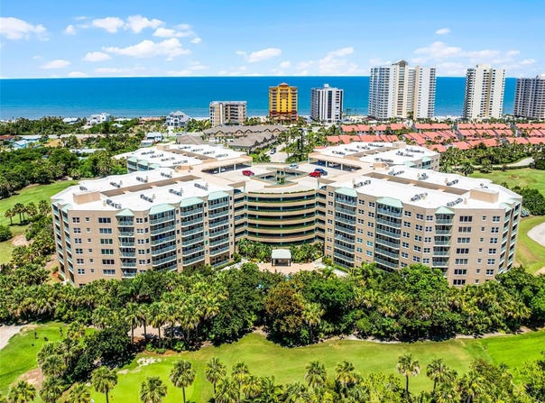 4 OCEANS WEST BOULEVARD, DAYTONA BEACH SHORES, FL 32118
