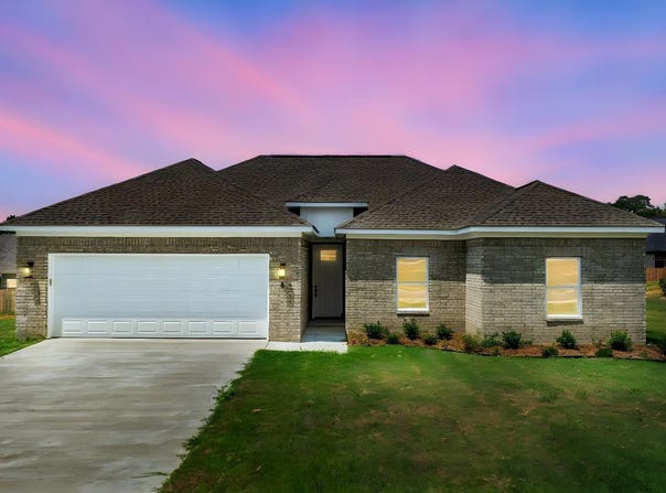 9 Ricky Lane, Greenbrier, AR 72058