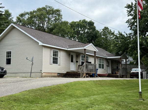 418 6th Street, Manistee, MI 49660