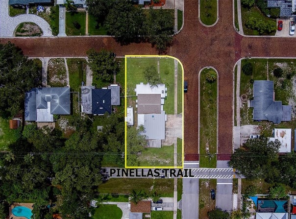 1677 PASADENA DRIVE, DUNEDIN, FL 34698