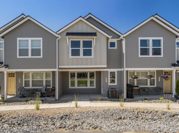4233 SW 39th Street, Redmond, OR 97756