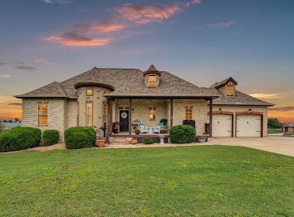 129 Hackberry Lane, Branson, MO 65616