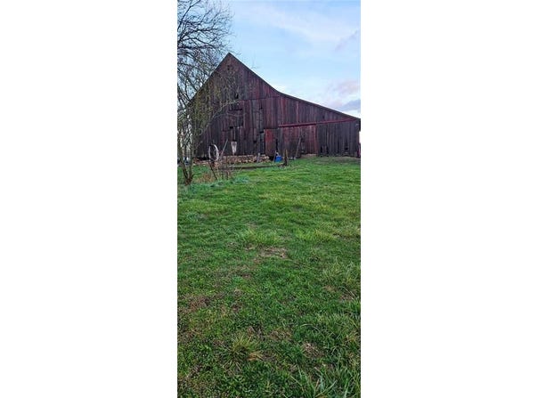 4900 E 219th Street, Peculiar, MO 64078
