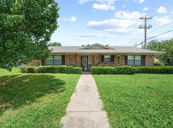 3300 Nashville Avenue, Greenville, TX 75402
