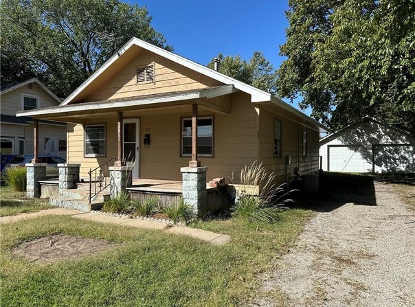 117 E 23rd Street, Pittsburg, KS 66762