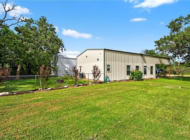 409 Ripple Creek, Somerville, TX 77879
