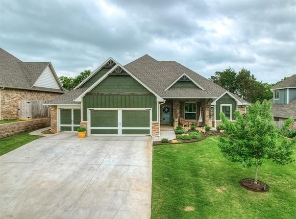 8716 Stark Street, Edmond, OK 73007