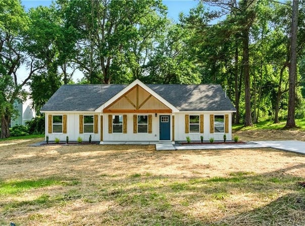 124 Sims Drive, Hiram, GA 30141