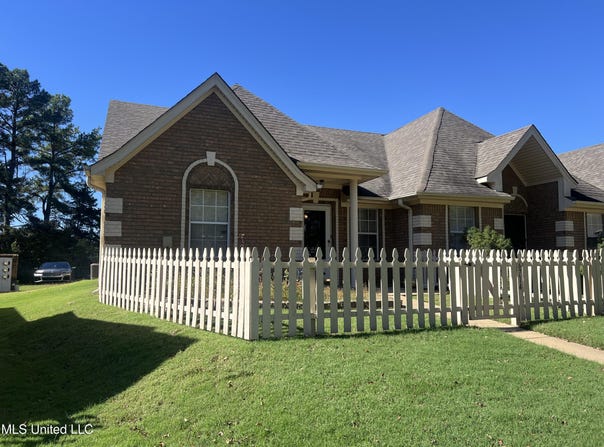 6714 Beaumont Circle, Southaven, MS 38671