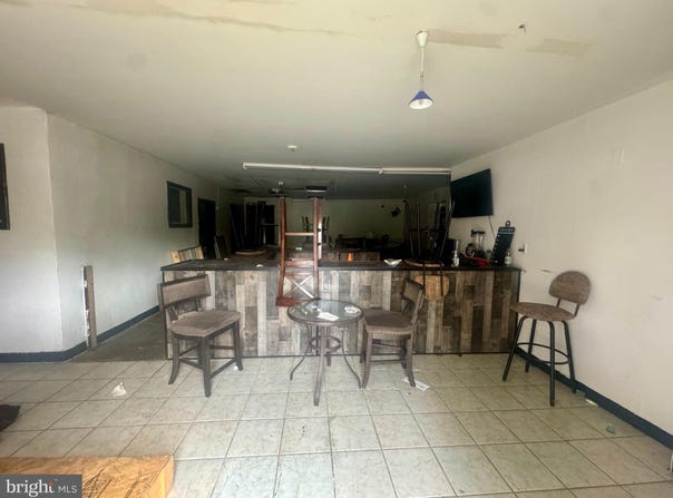 906 S 5TH STREET, CAMDEN, NJ 08102