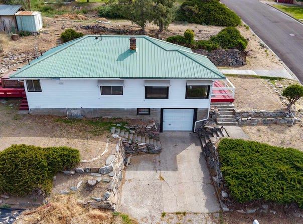 121 SW State St, Tonasket, WA 98855