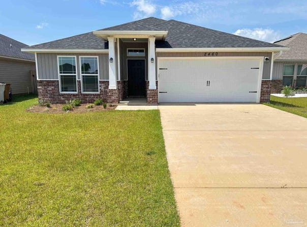 2460 Privet Berry Dr, Gulf Breeze, FL 32563