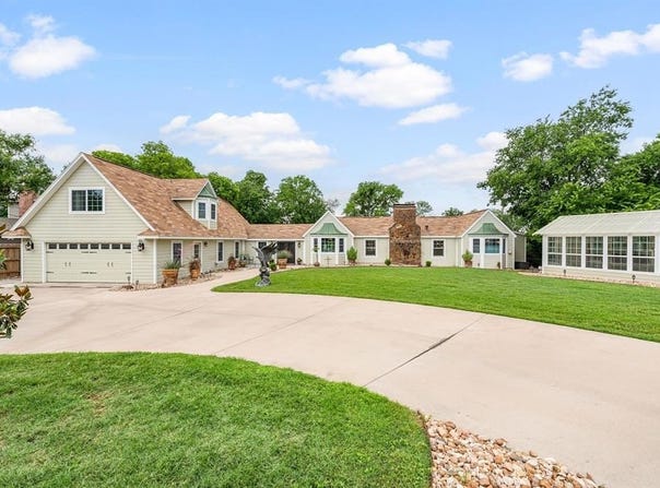 8121 Cahoba Drive, Fort Worth, TX 76135