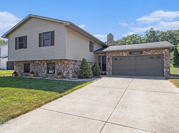 19940 Crosswynd Drive, Bristol, IN 46507