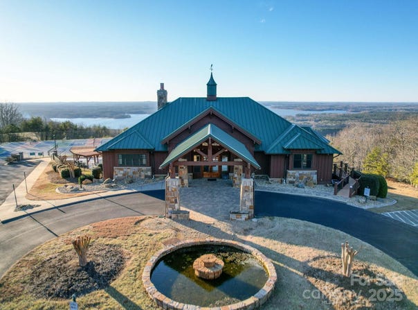 485 Pinnacle Trail unit: 58, Denton, NC 27239