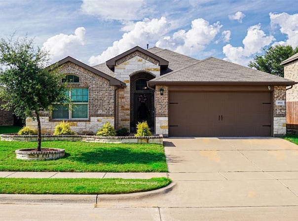 553 Vickie Street, Crowley, TX 76036